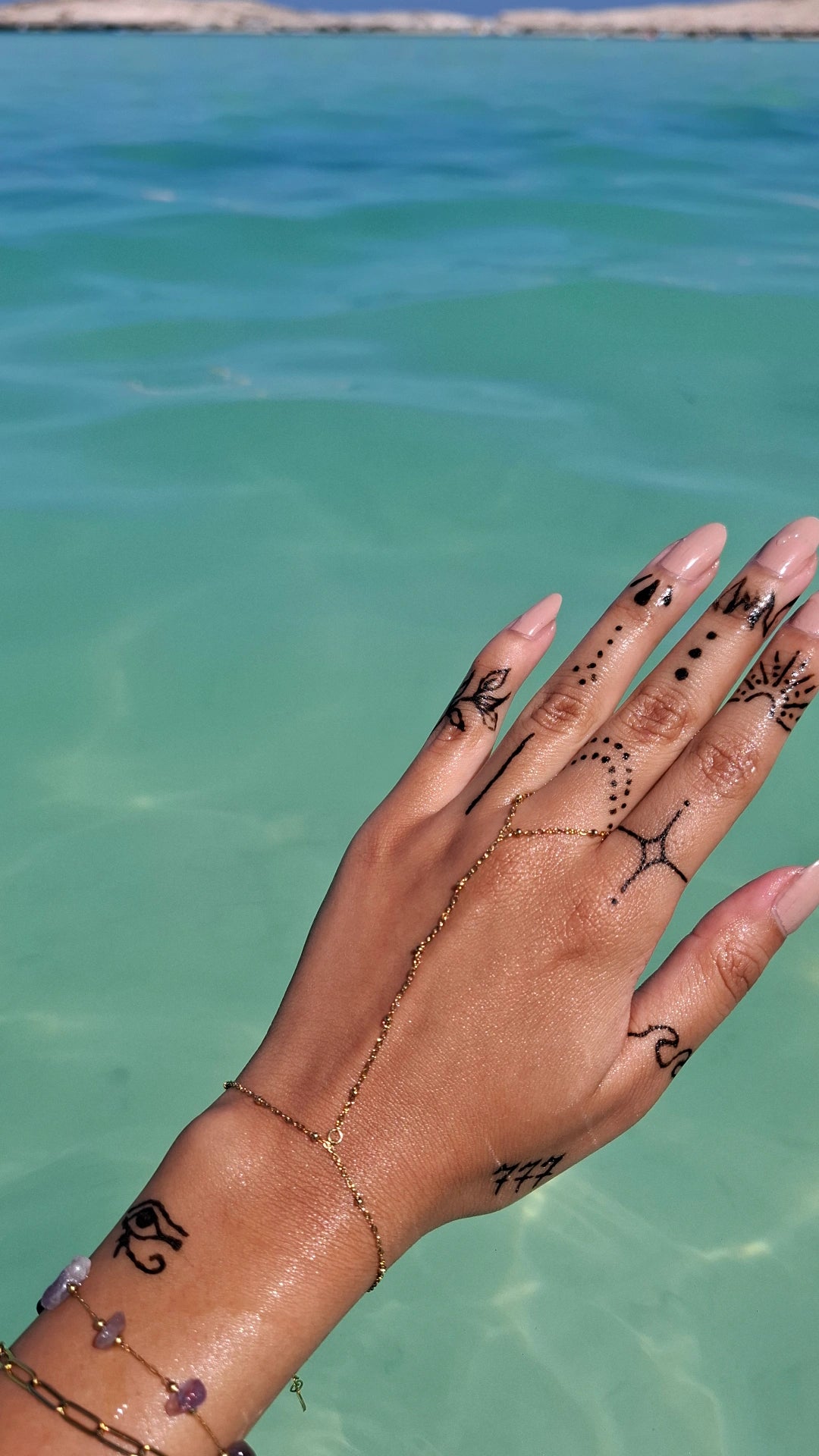 Handchains