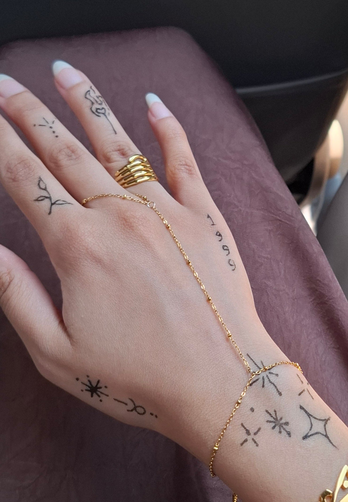 Dainty beaded handchain